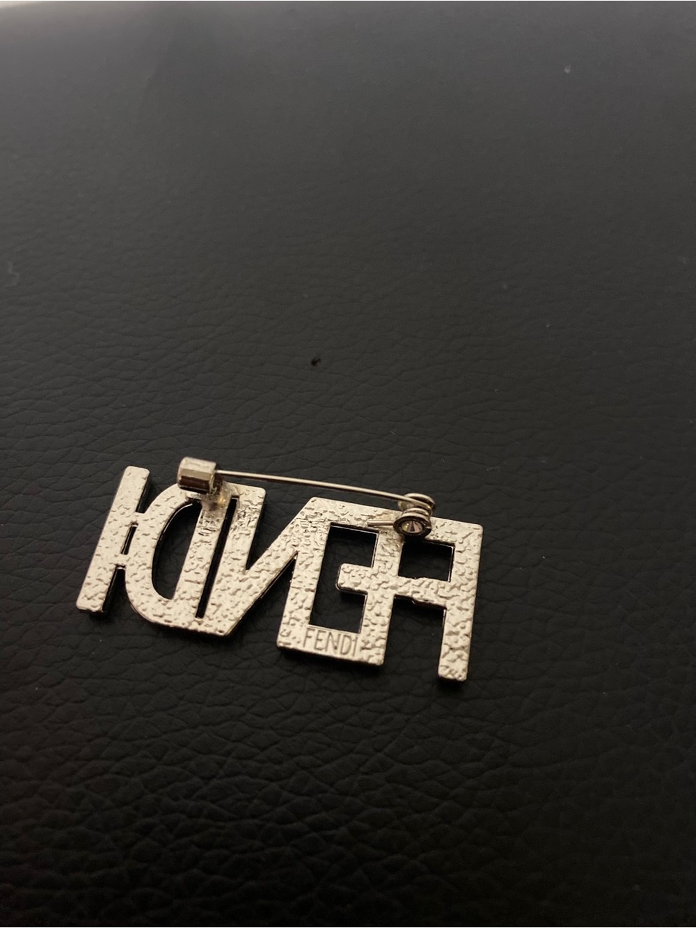 Fendi Silver Logo Crystal Brooch - Gold - Picture 4 of 4